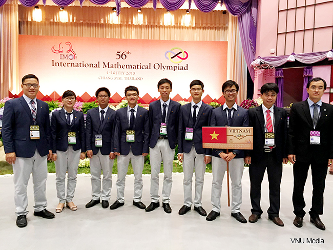 IMO 2015: Học sinh Trường THPT chuyên Khoa học Tự nhiên đạt 1 Huy chương Vàng, 1 Huy chương Bạc